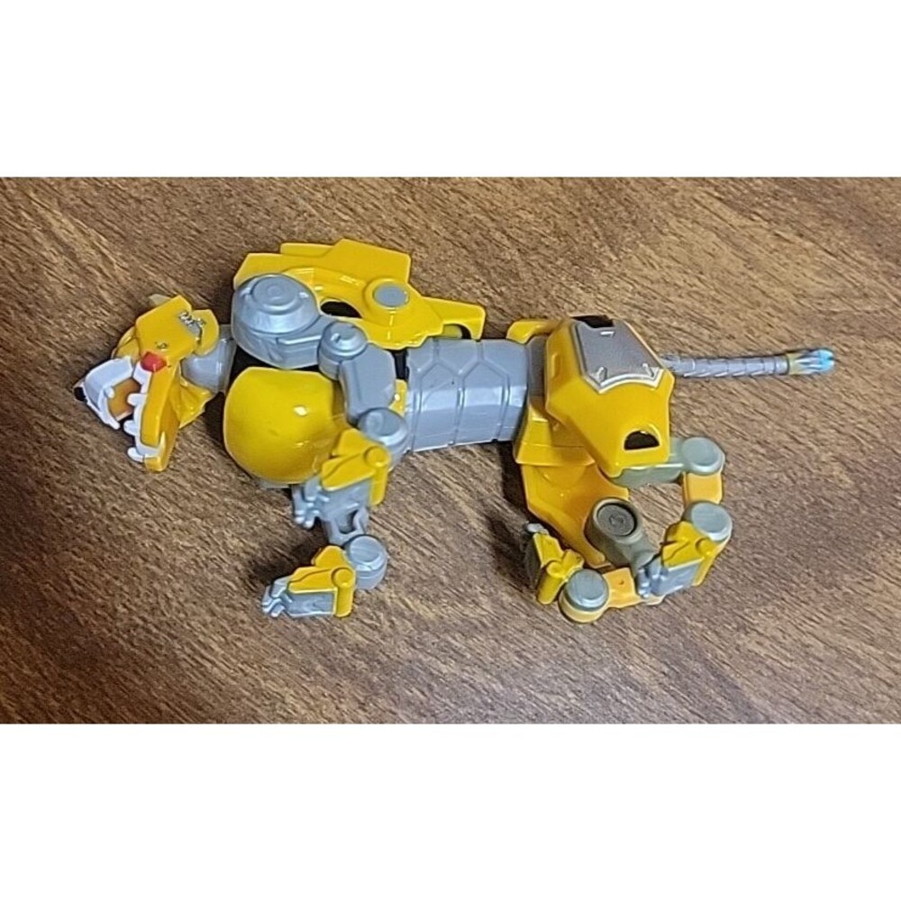 Playmates Voltron Legendary‎ Defender Combiner YELLOW LION 2017 Action Figure 6"